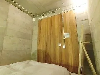 The Blend Inn - Studio Osaka 2*,  Japan