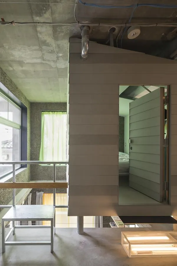 The Blend Inn - Studio Osaka Hotel
