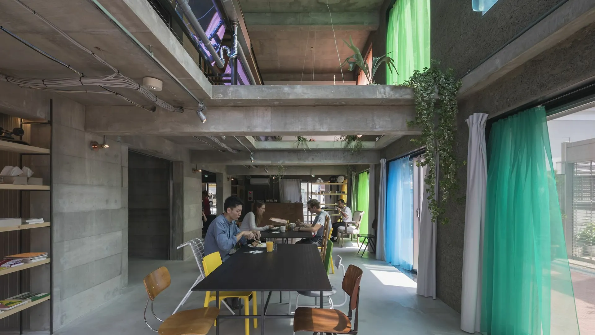 The Blend Inn - Studio Osaka Hotel